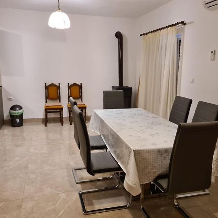 Apartman Gilan Seget Vranjica Eksteriør bilde