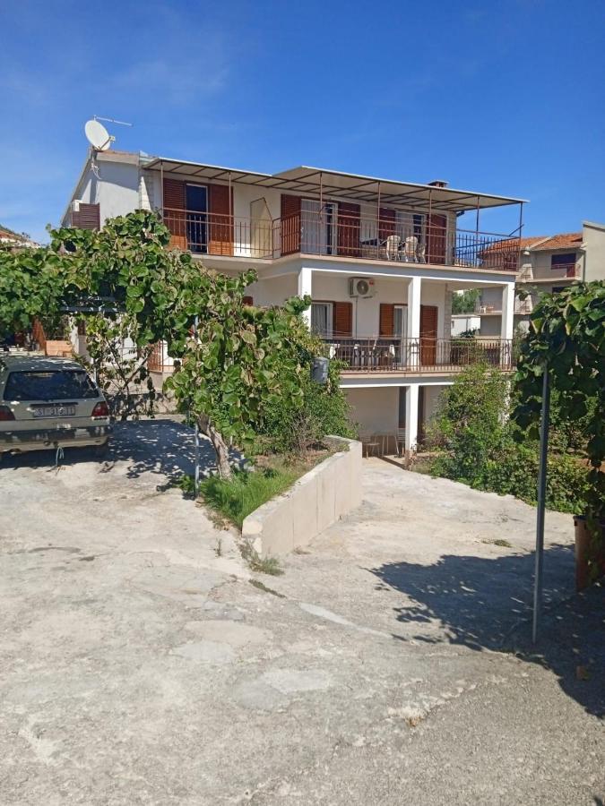 Apartman Gilan Seget Vranjica Eksteriør bilde